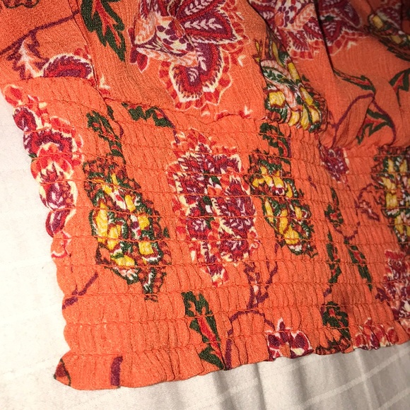 Top - Picture 2 of 5